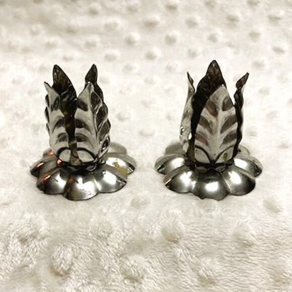 Vintage Pair, Flower Shaped w/Leaf Sides Iron Taper Candleholders - Picture 3 of 4